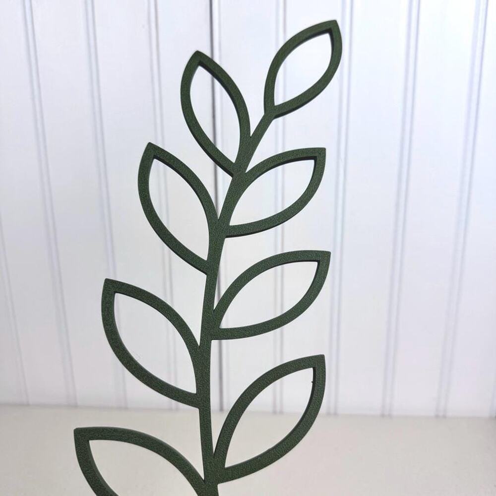 Plant Trellis, Leaf Shaped Plant Support, Indoor Garden Decor, 12.375" tall - Picture 4 of 11